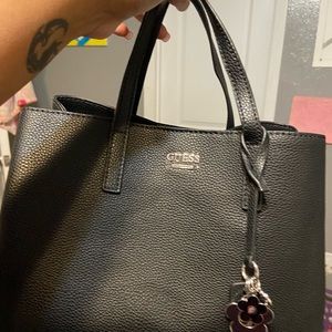 Guess medium like new purse
